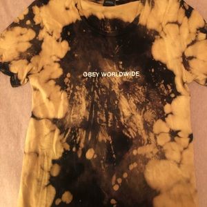 Obey tee